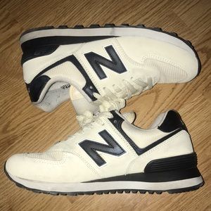 NEW BALANCE Classic 574 Cream Sneakers